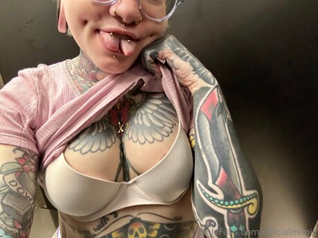 Officialmimic model erotic archive