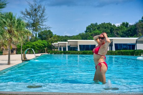 Oftvleeloo erotic actress galleries