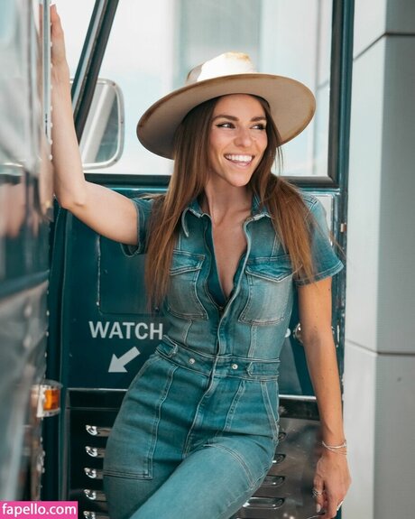 Amymarie Gaertner model nice pictures