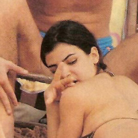 Agustina Cherri pornstar photos