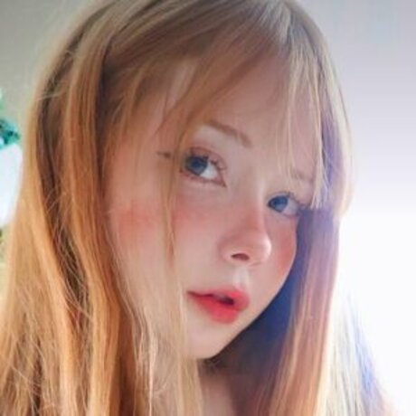 Diovana Konigsreuter erotic actress photo