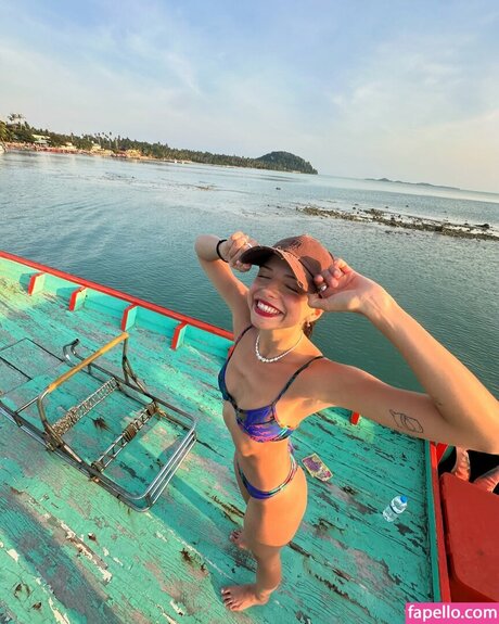 Nina Chuba pornstar nude archive