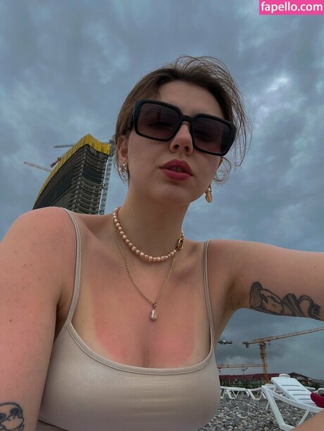 lunese me porn actress pic