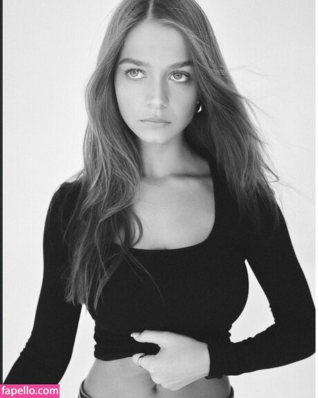 Chloe Campbell model sex galleries