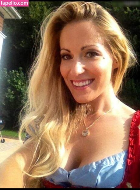 Andrea Kaiser hot star img