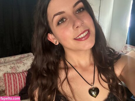 Lily Winters pornstar hd photo