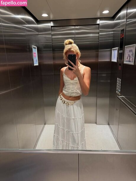 tiny onlyfans porno photo