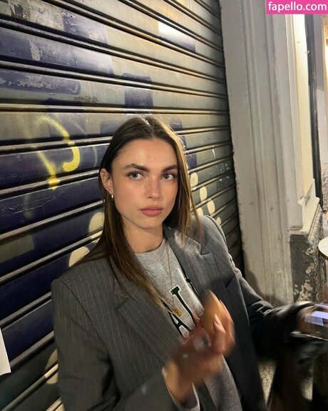 Charleen Weiss star nude gallery