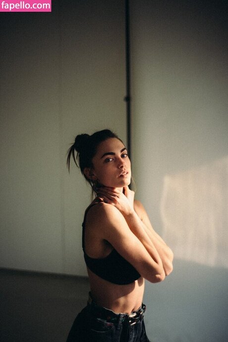 Charleen Weiss star free pics