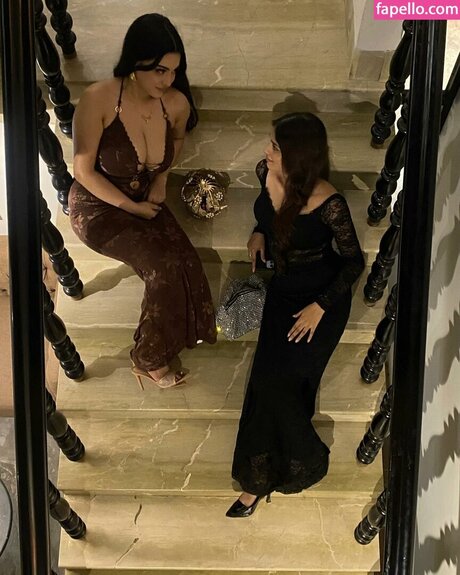 mumtahinaaa_ art star images