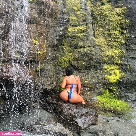 Melanadavids nice actress images