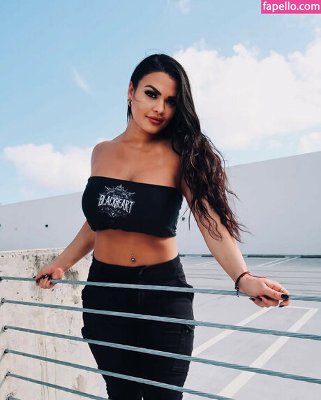 Nikki Blackheart pornstar sex pictures