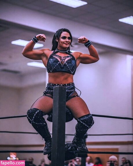 Nikki Blackheart thumbnail