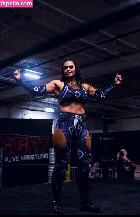 Nikki Blackheart naked actress archive