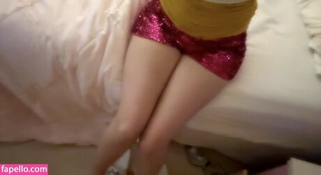 mewingava sexy model img