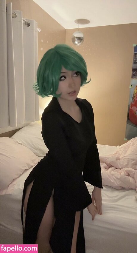 mewingava model adult picture