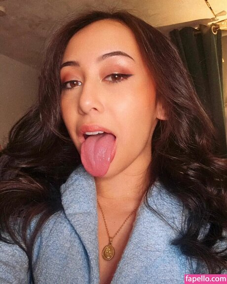 Ahegao exclusive model pic