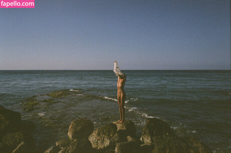 Lauren Sophie Messack free model galleries