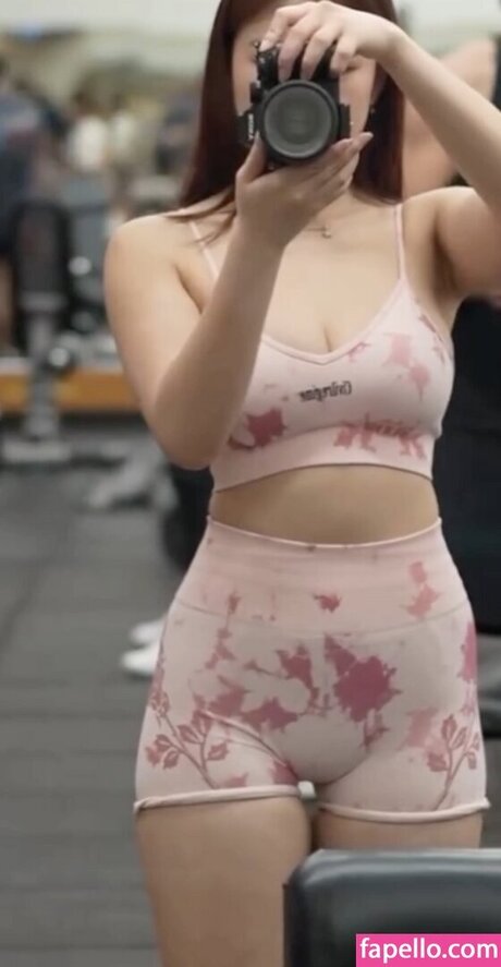 Celia Tran pornstar erotic gallery