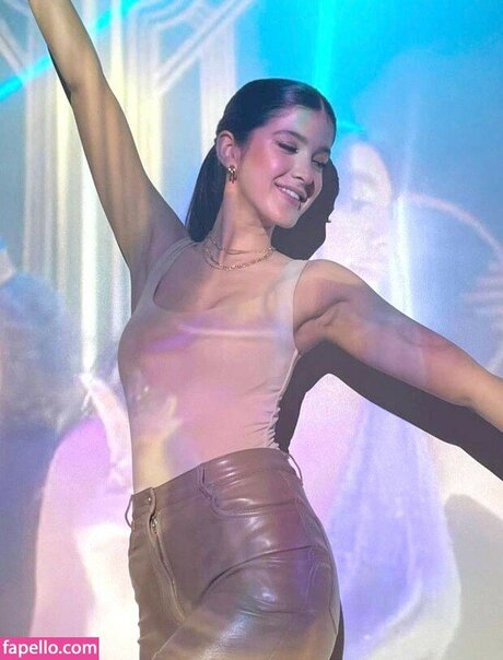 Shanaya Kapoor model nudes archive