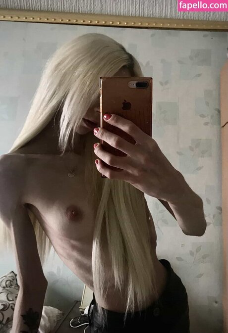 La Strawberry free star pics