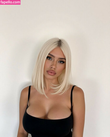 lilyabraun nude star photos