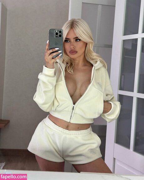 lilyabraun naked actress images