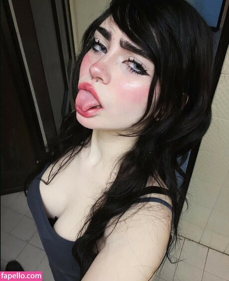 elinoiiddx nudes star photos