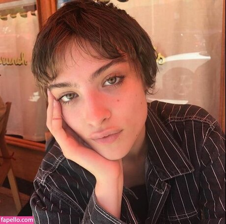 Lera Abova art model images