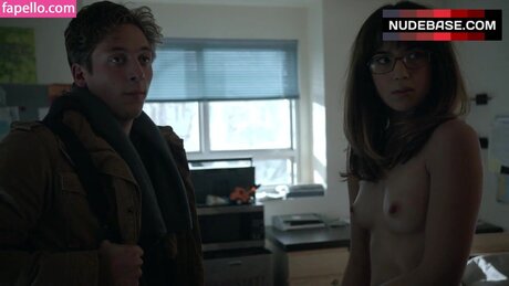 Nichole Bloom star sexy pic