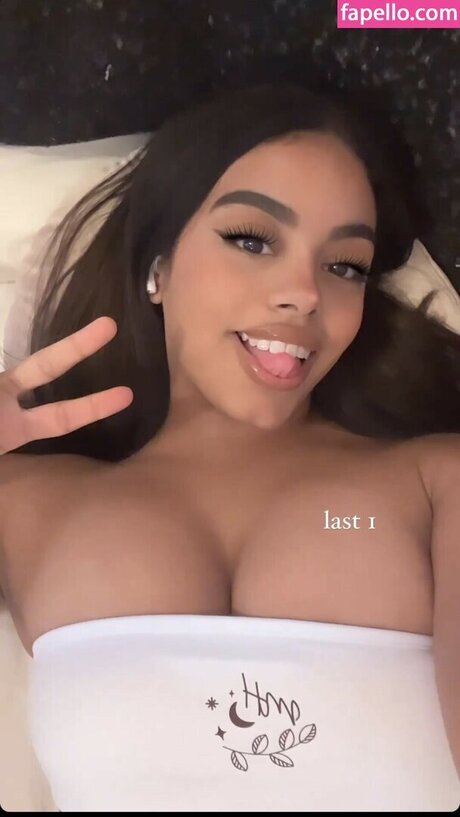 A vriell pornstar nude picture