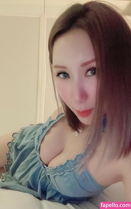 Asian Milfs thumbnail