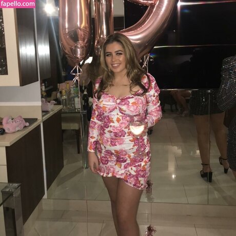 Sophie Williams model gallery