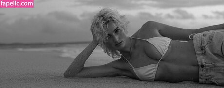 Aleandrafrerk model free photos