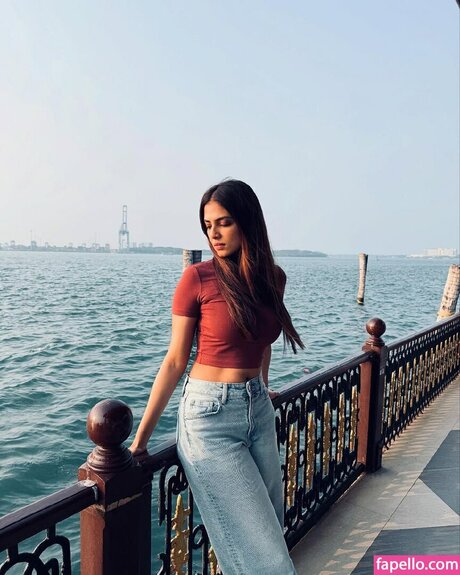 Malavika Mohanan pornstar nice img