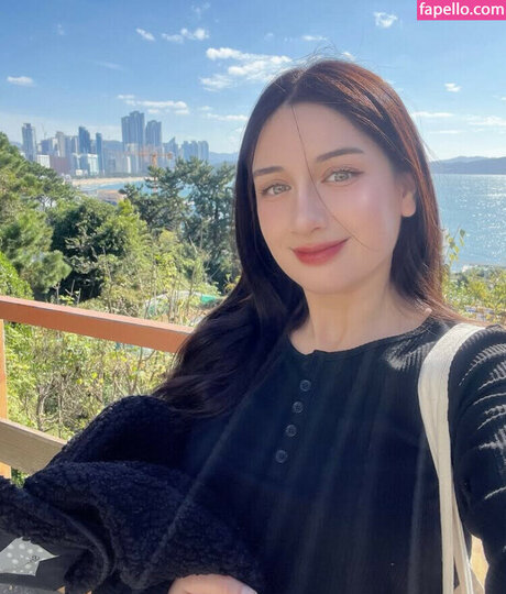 Lilyshibe top actress galleries