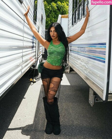 Lara Raj art actress galleries