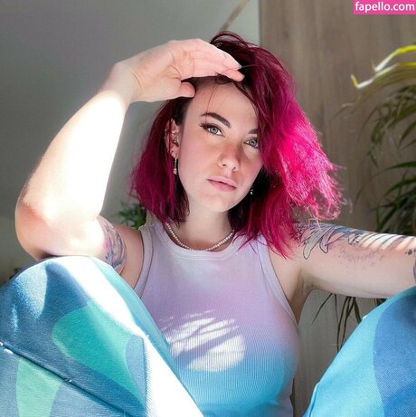 maghla_ profile image