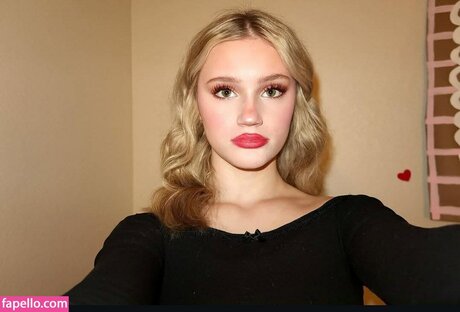 blonde curvy onlyfans adult pictures