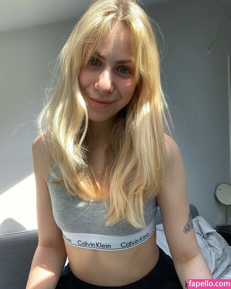 Marie Watson porn actress gallery