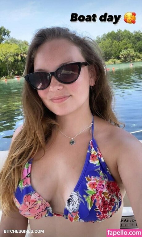 Asmrdarling nude pornstar pics