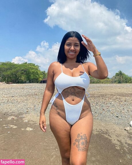 Melanie Noelia star erotic photos