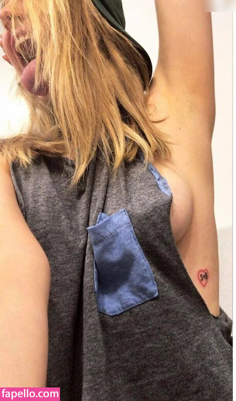 Maddie Phillips high quality model photo