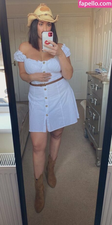 Kate Harrison model hot image