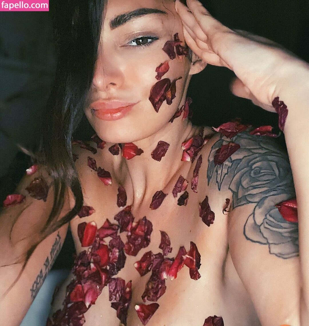 Emilie Nef Naf pornstar xxx gallery