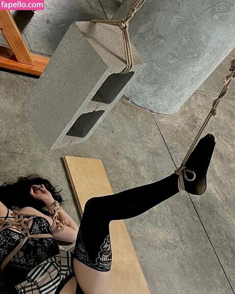 SweetSeverine star adult pictures