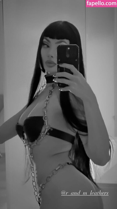 SweetSeverine perfect model galleries