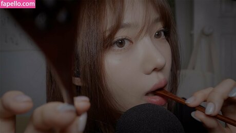 Nareun ASMR porn model photos