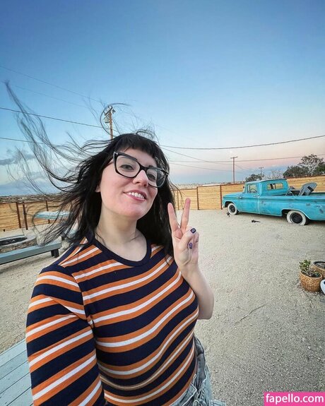 Jamie Jirak star pretty images