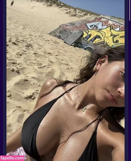 Nihad Sadat hd actress pictures